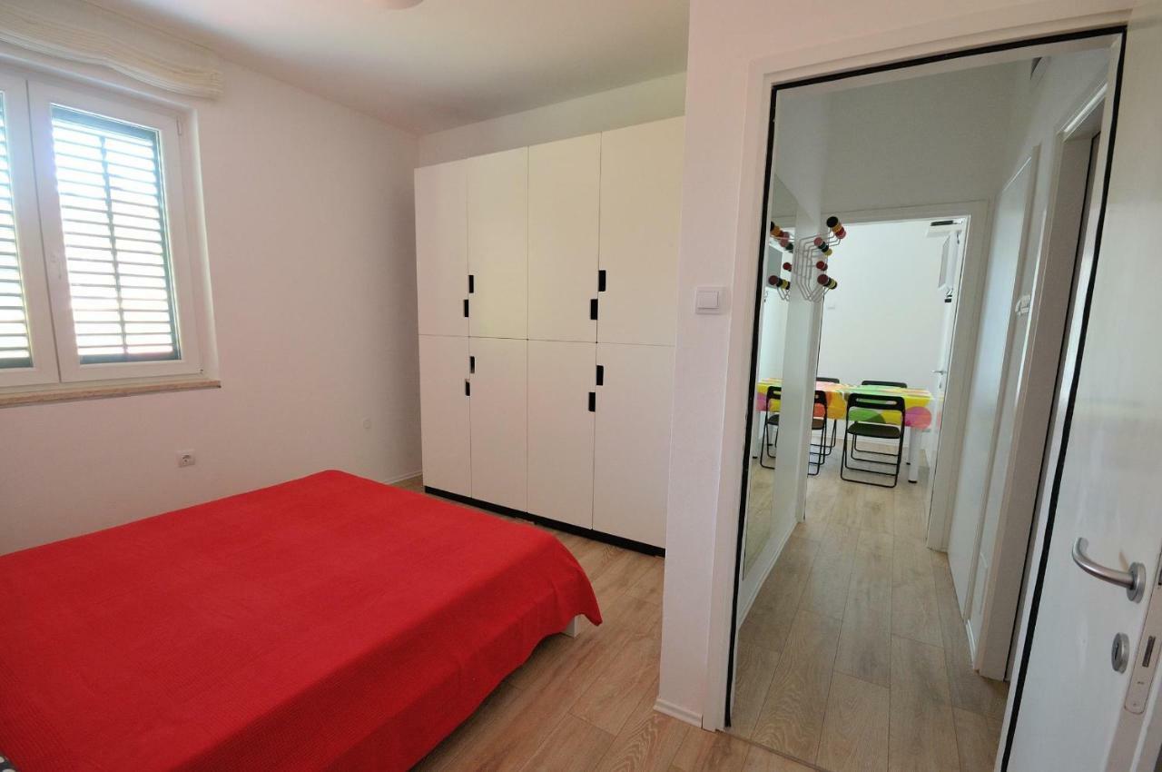 Apartments Paris 罗维尼 外观 照片